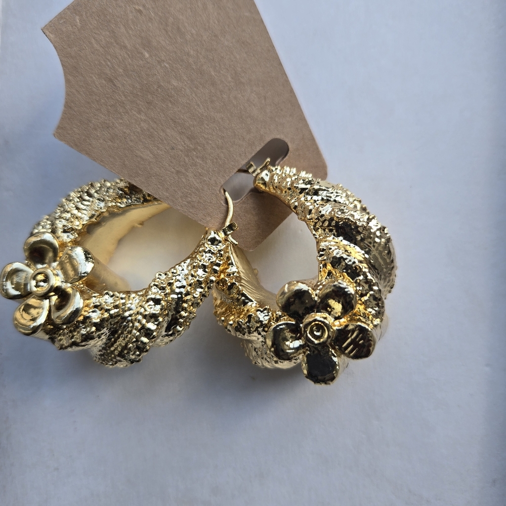 Earings